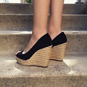 Vince Camuto "Totsi" Black Espadrille Wedge 8.5